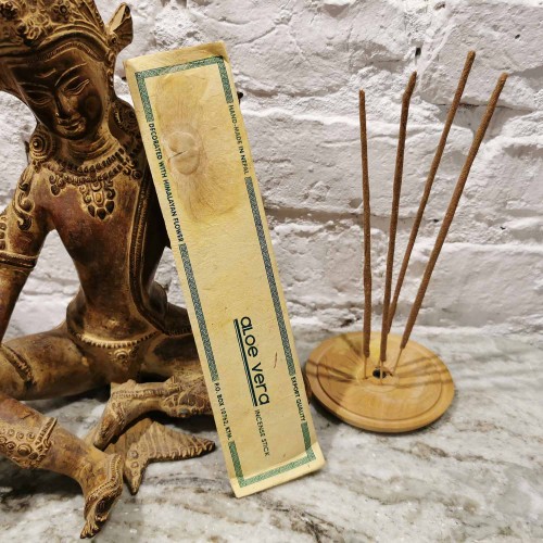 kadzidla-naturalne-aloe-vera-aloes-na-katar-i-na-problemy-skorne